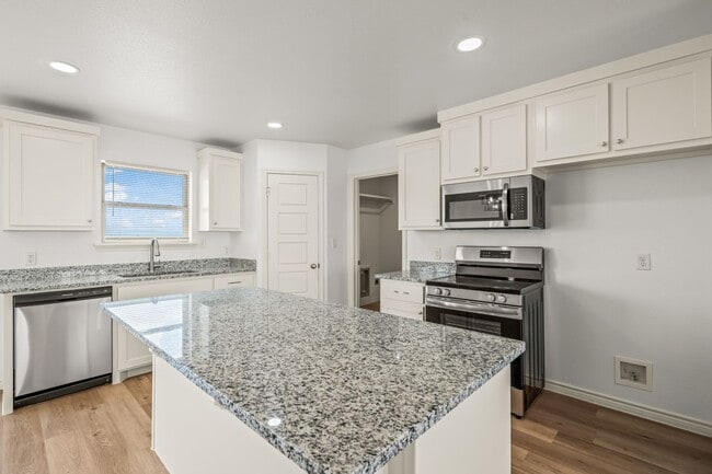 Building Photo - Country Living In Idalou ISD!