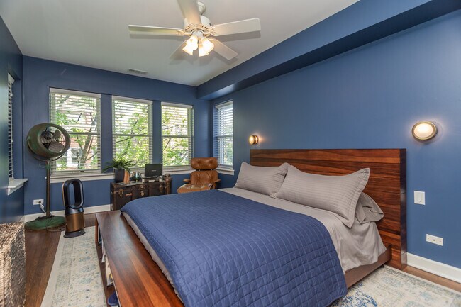 Foto del edificio - 2549 W Sunnyside Ave