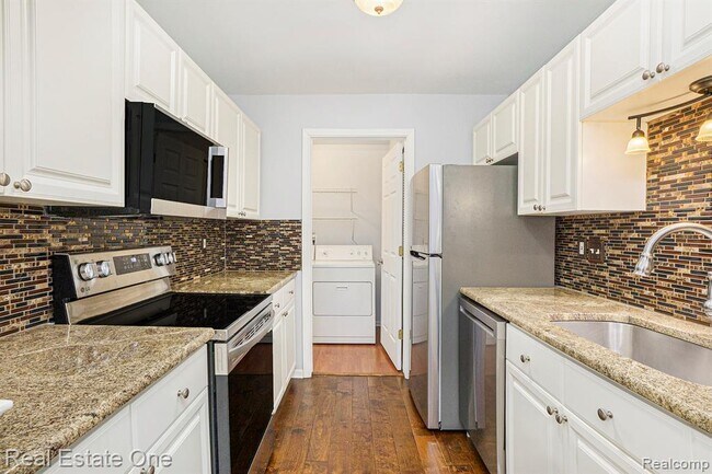 Foto del edificio - 44882 Marigold Dr