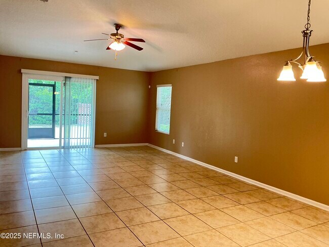 Foto del edificio - 13684 Chipperfield Ln