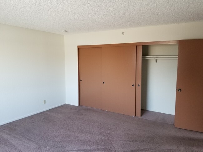 dormitorio - 14102 Lemoli Ave