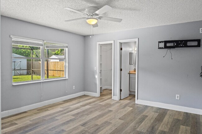 Foto del edificio - 2230 SE Dill Ln