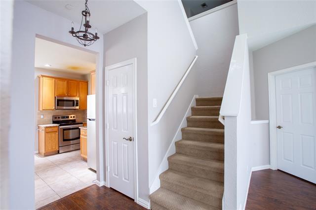Foto del edificio - 956 Avondale Ln