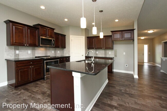Building Photo - 4 br, 3 bath House - 9711 Friedman St