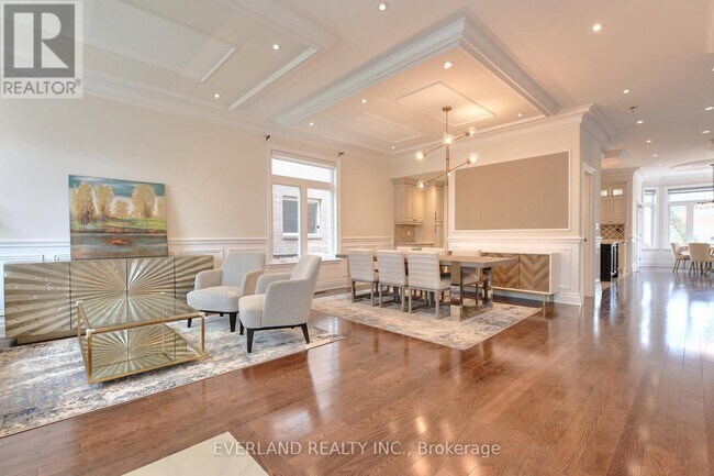 Building Photo - 369 Hollywood Ave