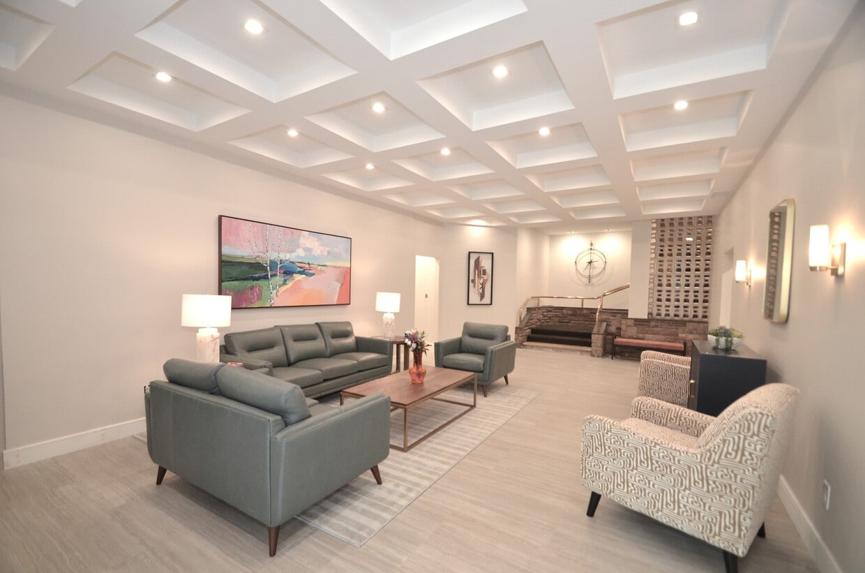 Foto principal - 3900 Park Ave