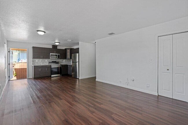 Building Photo - 323 NW 97th St