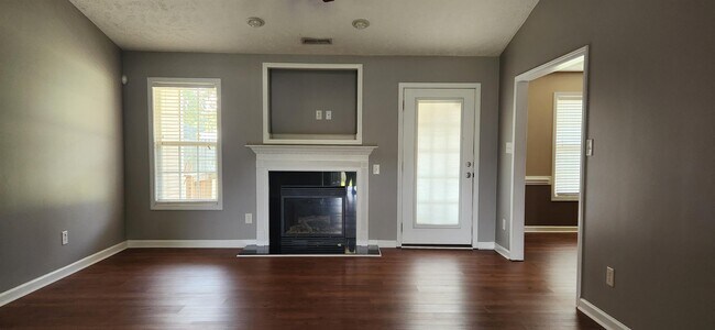 Building Photo - 429 Eastfield Dr