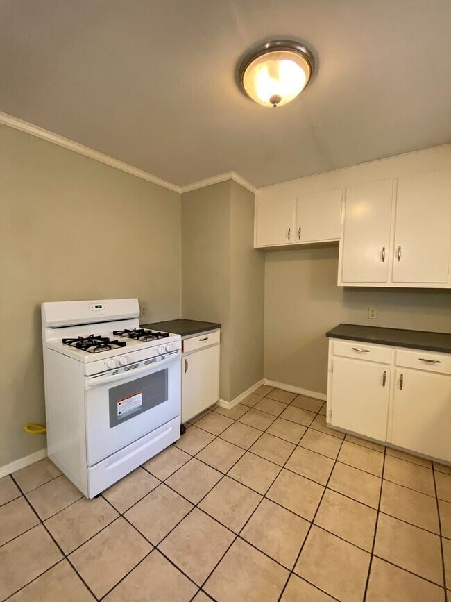 Foto del edificio - Coming Soon: 3 bedroom, 1 bath Home Ready for Move-In!