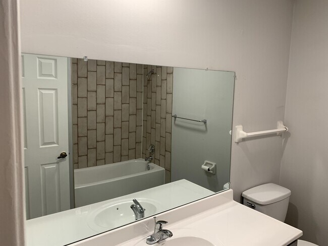 Foto del edificio - 7018 Timber Rise Cove