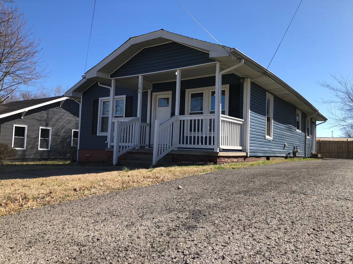 164 W Noel Ave, Madisonville, KY 42431 House Rental in Madisonville