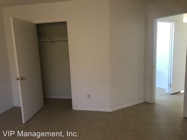 Building Photo - 11621 Lee Ave