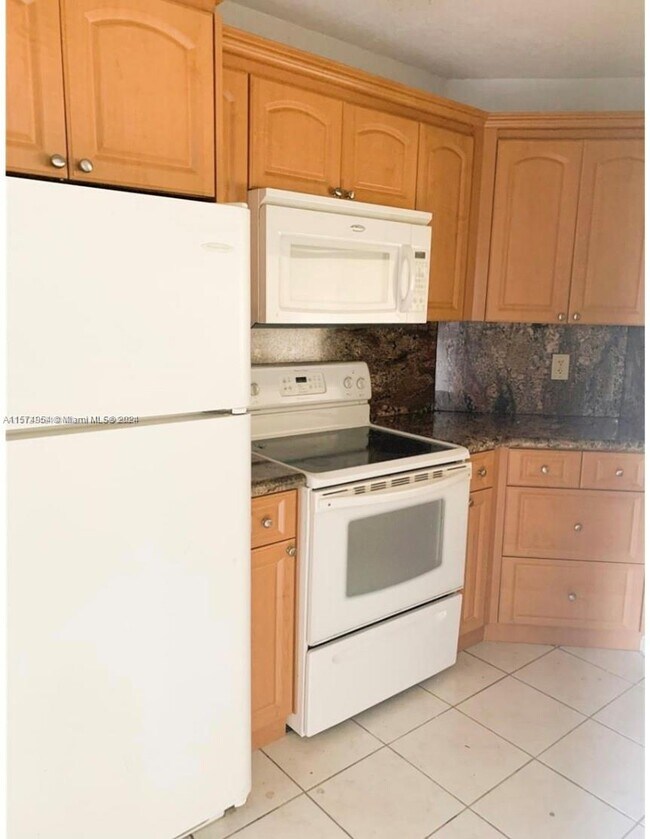 Building Photo - 10451 W Broward Blvd