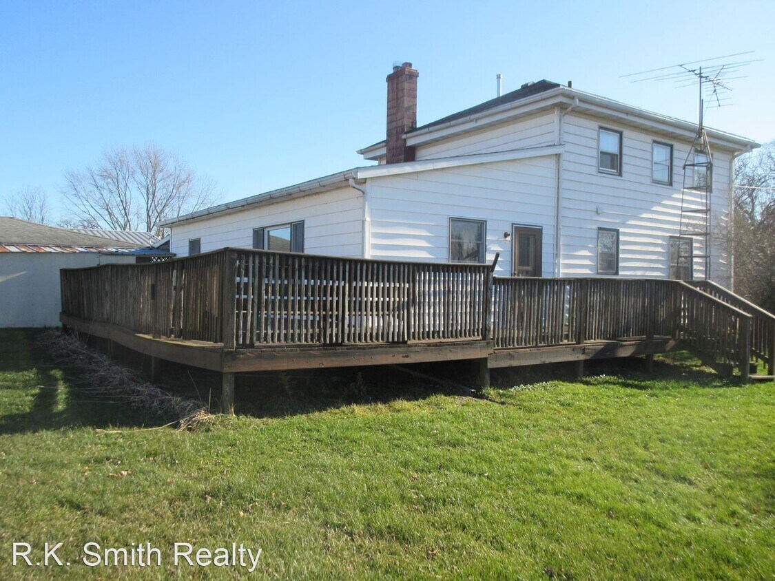 Building Photo - 3 br, 1.5 bath House - 2903 E. HWY 59
