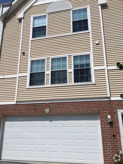 Building Photo - 1209 SE Village View Ln