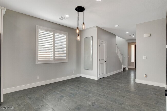 Foto del edificio - 4111 Enchanting Sky Ave