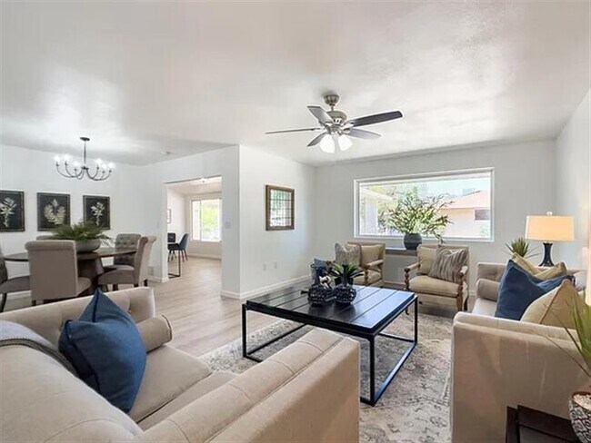 Building Photo - THIS IS A 55 PLUS COMMUNITY