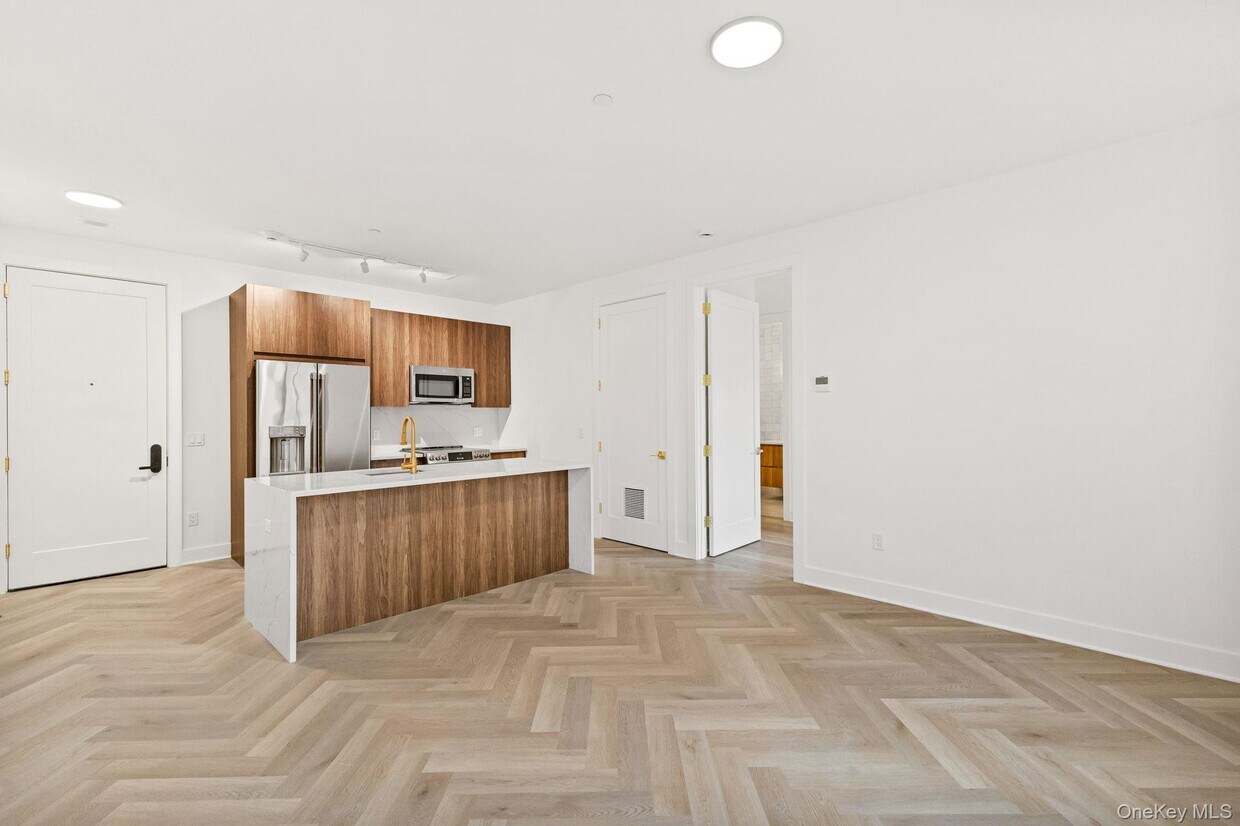 Foto principal - 100 E Putnam Ave