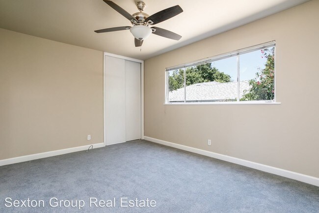 Building Photo - 3 br, 2 bath House - 2500 N 6th St