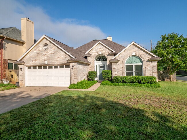 Building Photo - 4245 Iriona Bend