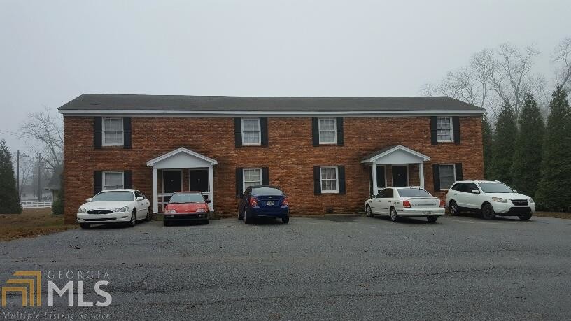Primary Photo - 301 Cedar Creek Rd