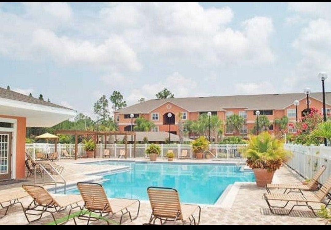 Primary Photo - 16467 Enclave Village Dr