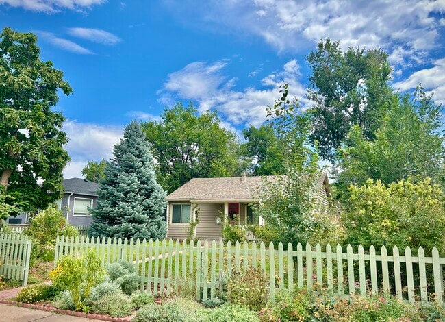 Building Photo - 5584 S Datura St