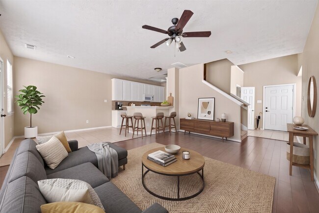 Building Photo - 5626 Claybeck Ln