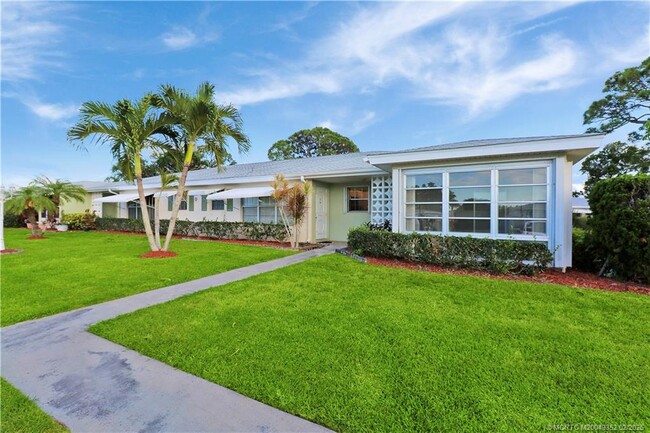 Foto del edificio - 211 Manatee Ln