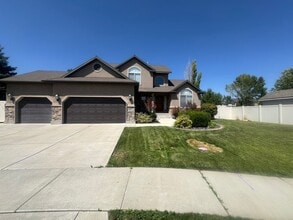 Building Photo - 951 N 1750 W