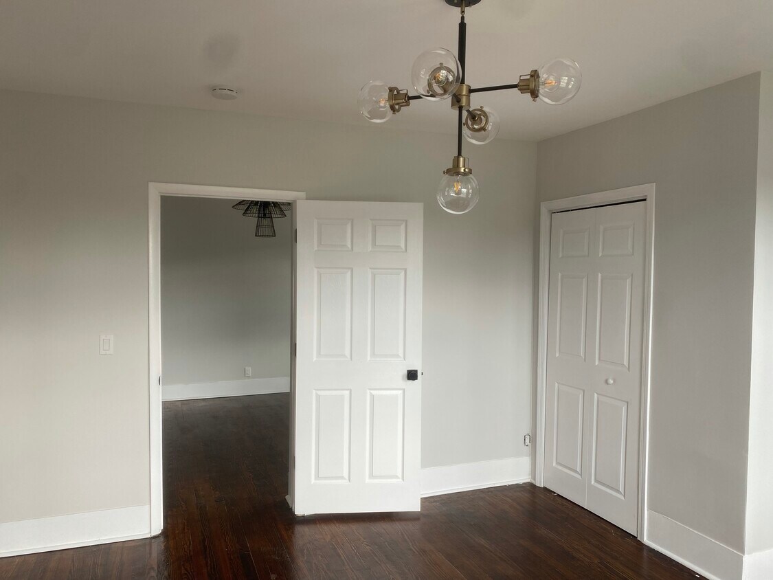 Foto principal - 481 Clove Rd