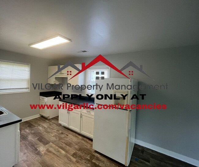 Foto del edificio - This awesome home! 2 beds, 1 bath, slab in...