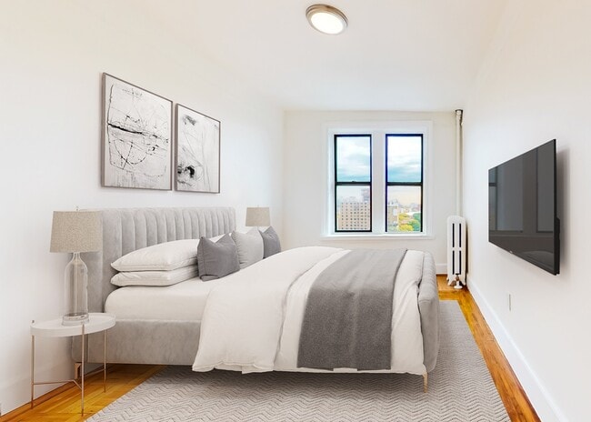 Photo - Edgecombe Avenue Apartment
