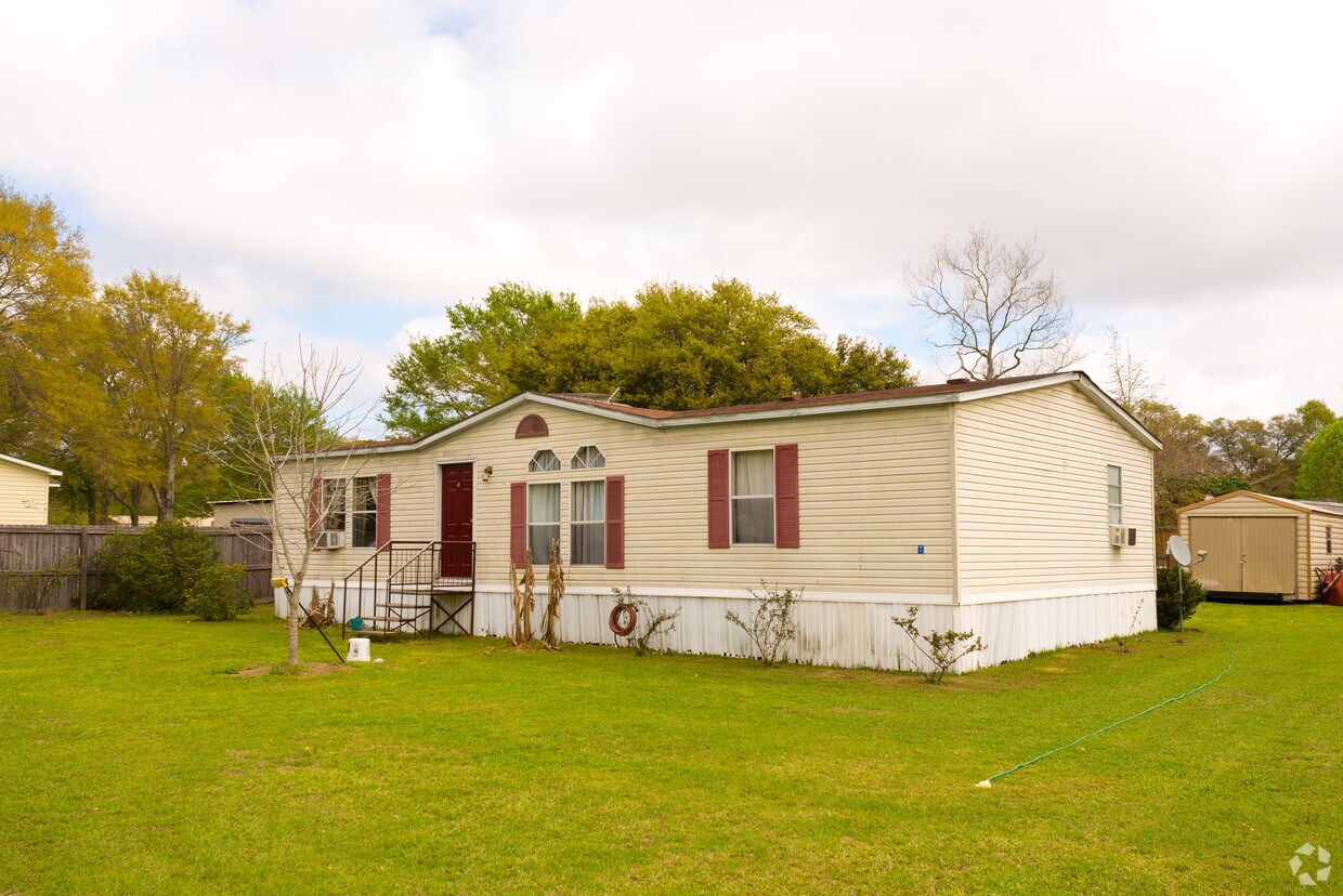 Primary Photo - 7701 Old Pascagoula Rd
