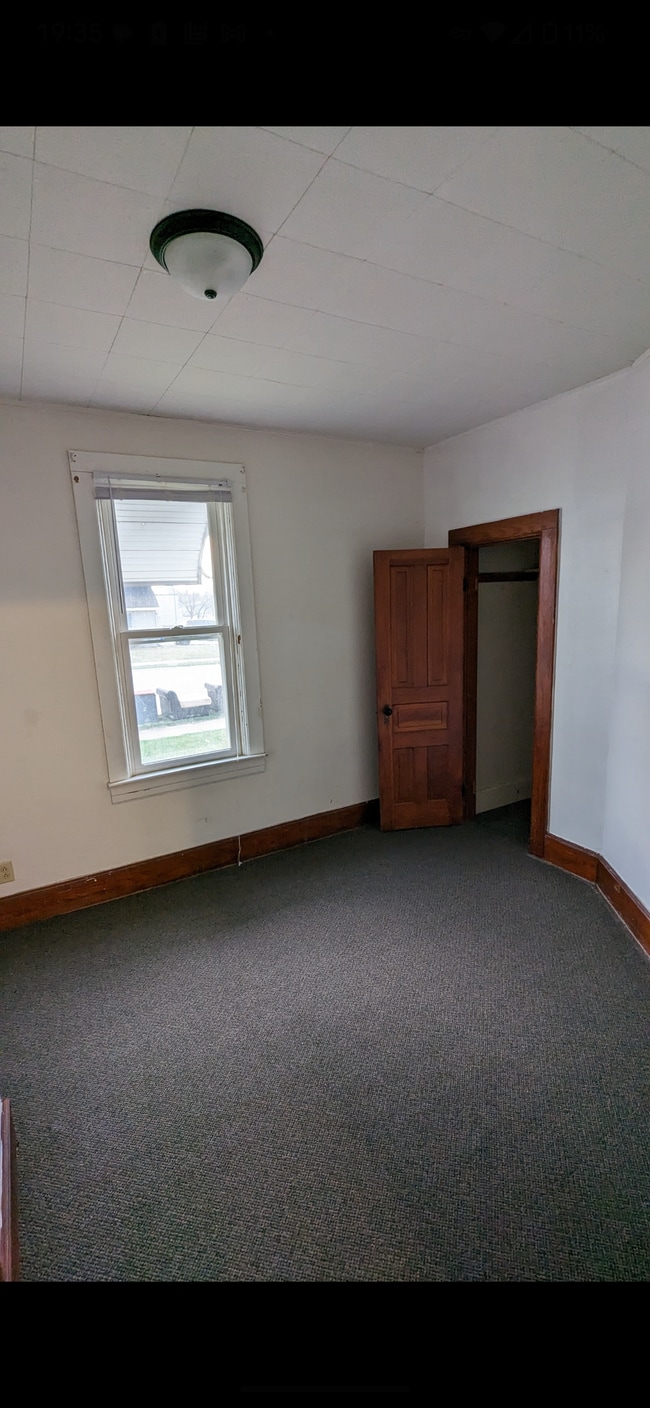 Building Photo - 1037 25th St