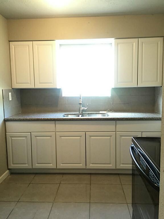 Foto del edificio - 14504 Corpus Christi St