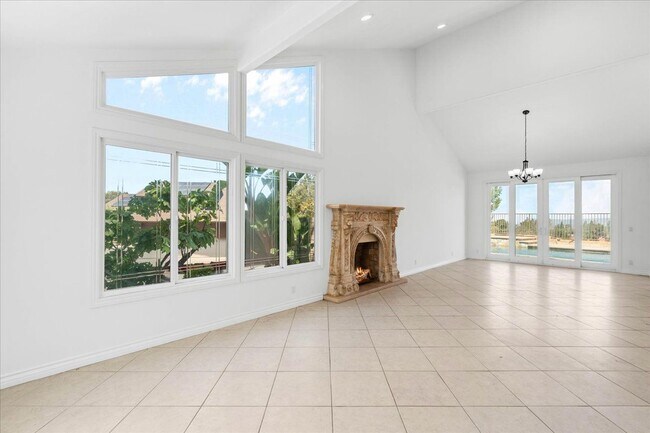 Foto del edificio - 7130 E Colter Cir