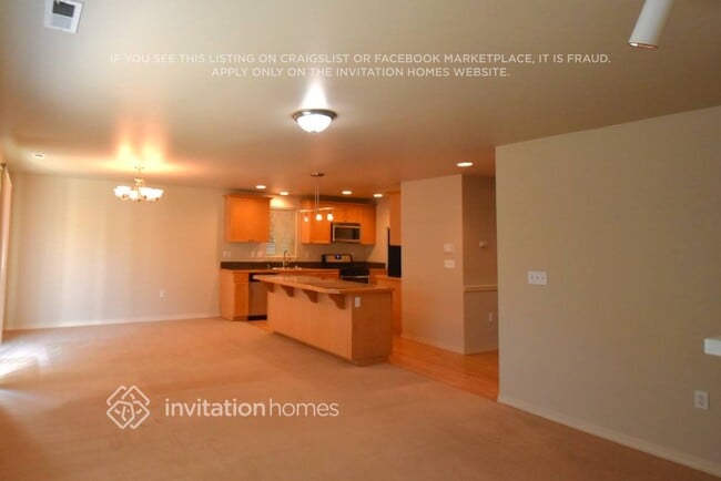 Building Photo - 3381 S 283rd Ln