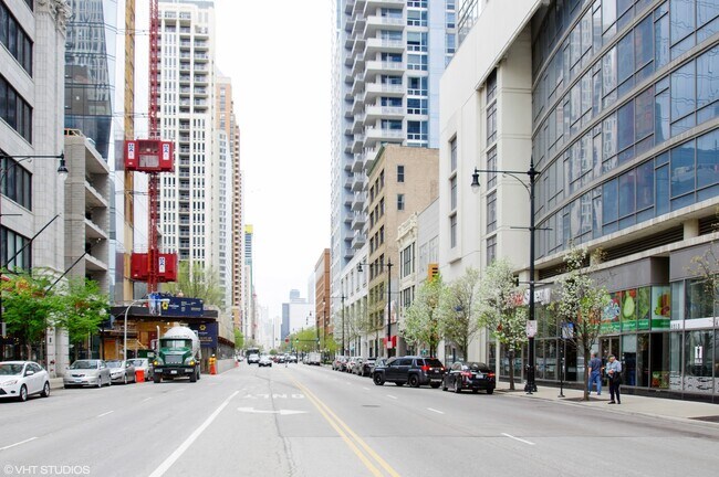 Foto del edificio - 100 E 14th St