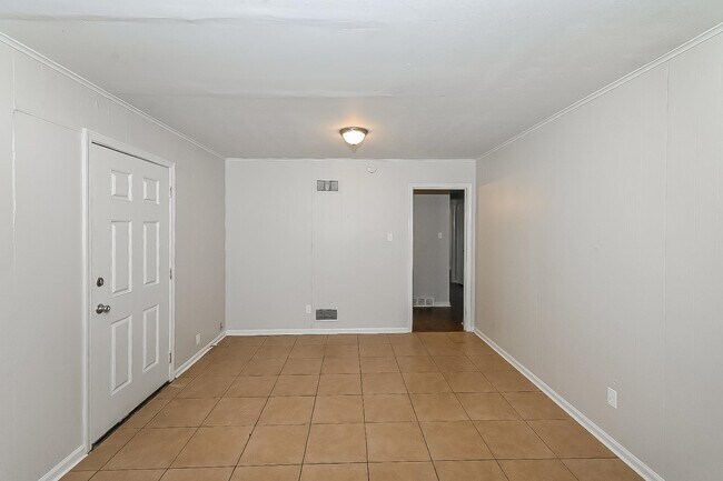 Foto del edificio - 3043 Christine Rd