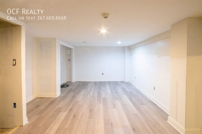 Foto del edificio - 2504 S Broad St