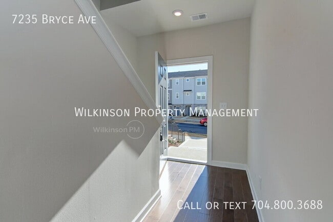 Building Photo - 7235 Bryce Ave