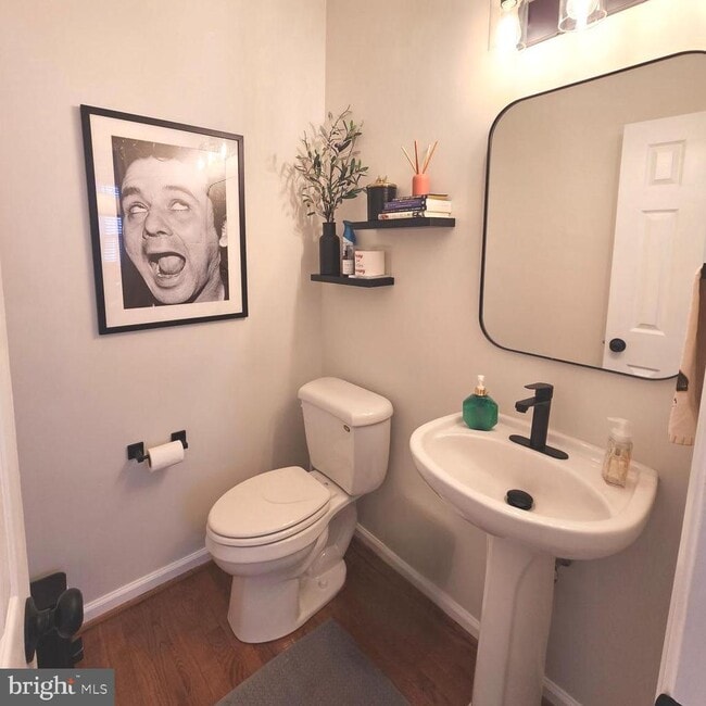 Foto del edificio - 8502 Hallie Rose Pl