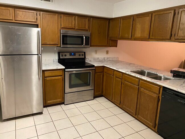 Building Photo - 411 Sea Rover Ln NW