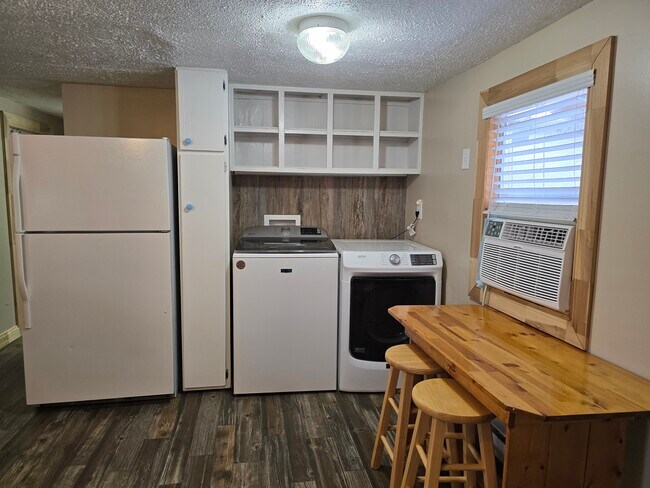 Foto del edificio - 1448 Jacksboro Rd