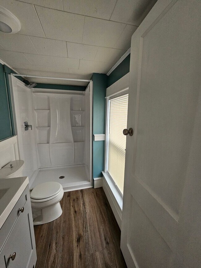 Building Photo - 90 Orange St