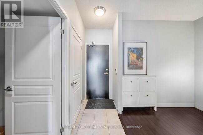 Photo du bâtiment - 18 Yonge St