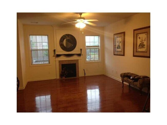 Foto del edificio - 7023 Walham Grove