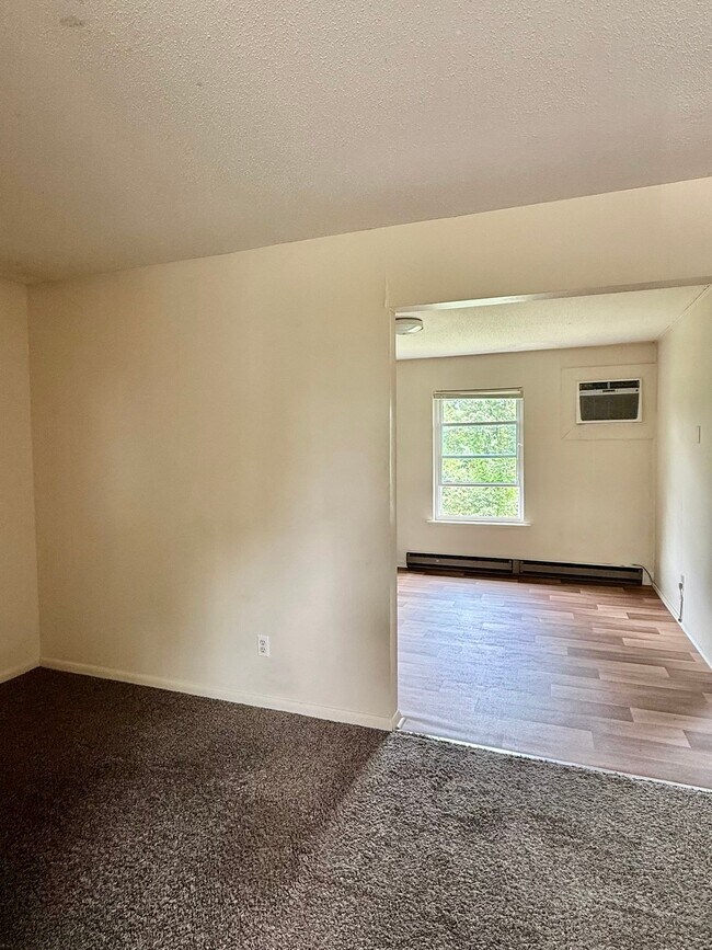 Photo - 141 Hendricks Blvd Apartment