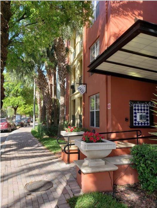 Foto principal - 2411 W Horatio St